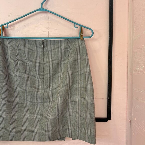 Aritzia Sunday Best Check Mini Skirt - Picture 4 of 5